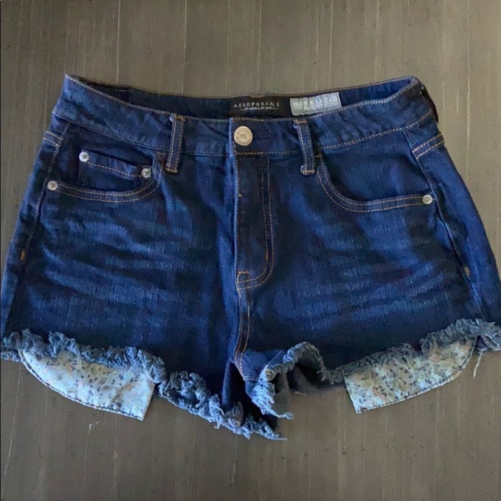 Aeropostale High Waisted Stretchy Short